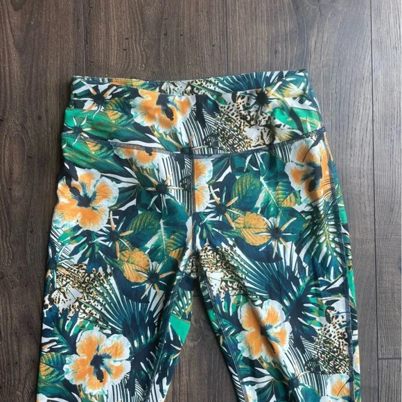 Sweaty Betty Women Tropical Floral Print 7/8 Length Leggings Size Small - Picture 4 of 6